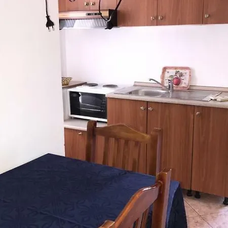 Rruga Dhimiter Konomi * Vlore